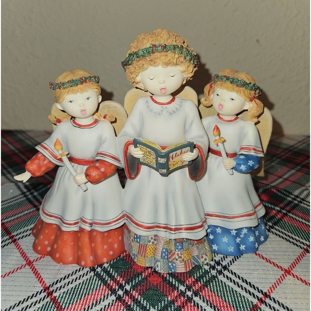 Special Friends "Choir Of Angels" Figurine Holiday Table Decor